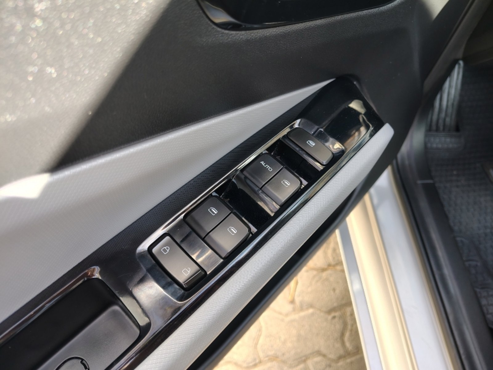 CHEVROLET SAIL 1.5 LTZ AT 2026 - Imagen 13 de 20