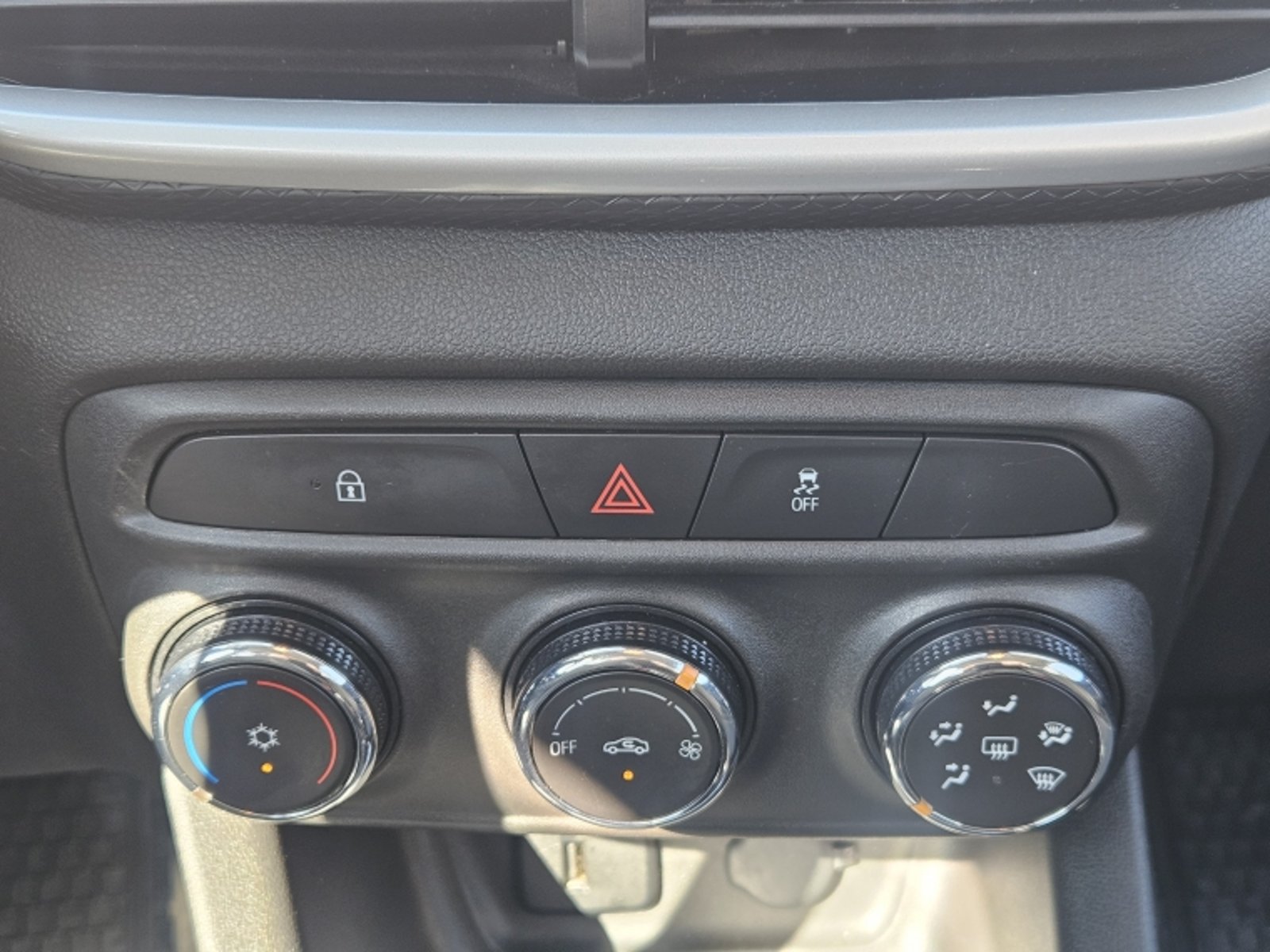 Chevrolet TRACKER 1.2 LTZ AT 2024 - Imagen 13 de 20