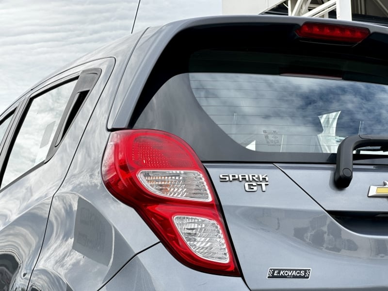 Chevrolet SPARK GT 1.2 MT 2020 - Imagen 8 de 18