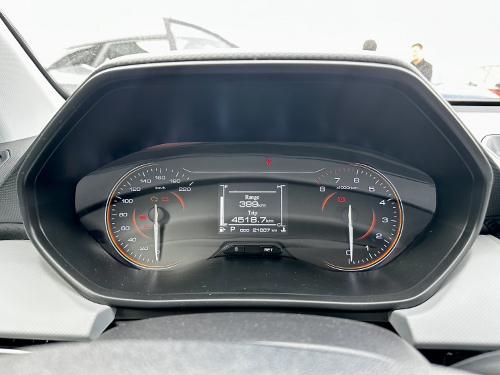 Chevrolet SAIL 1.5 CVT 2024 - Imagen 11 de 18