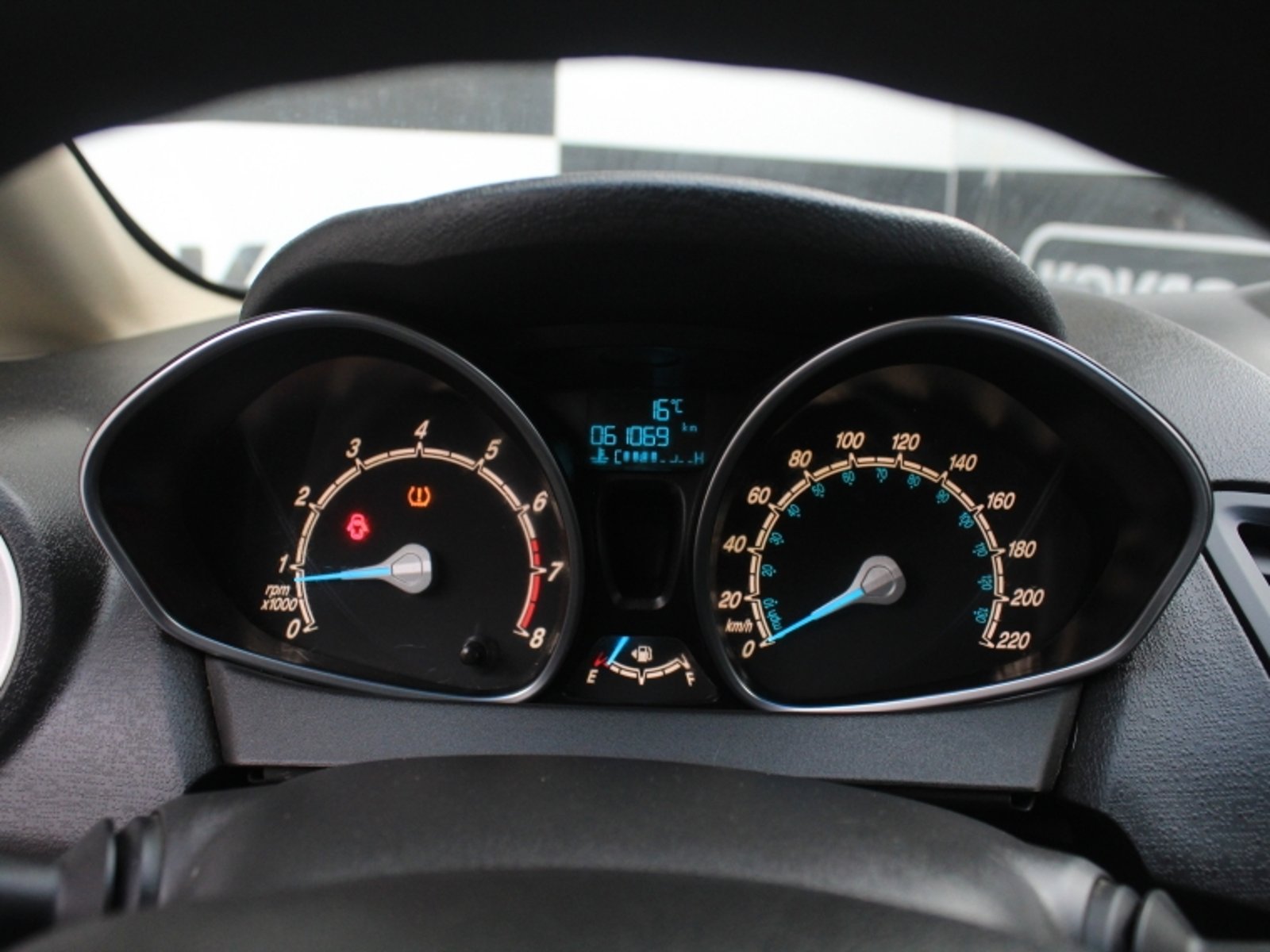 Ford FIESTA 1.6  5P  SE  MT 2017 - Imagen 17 de 17