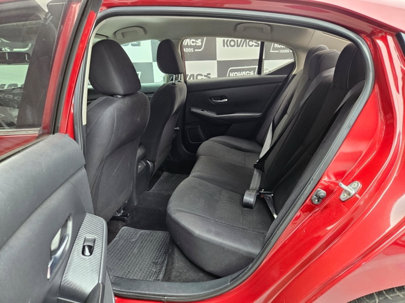 Nissan SENTRA 2.0 ADVANCE  MT 2022 - Imagen 8 de 20