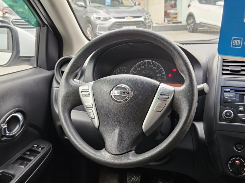Nissan VERSA 1.6 SENSE  MT 2015 - Imagen 9 de 20
