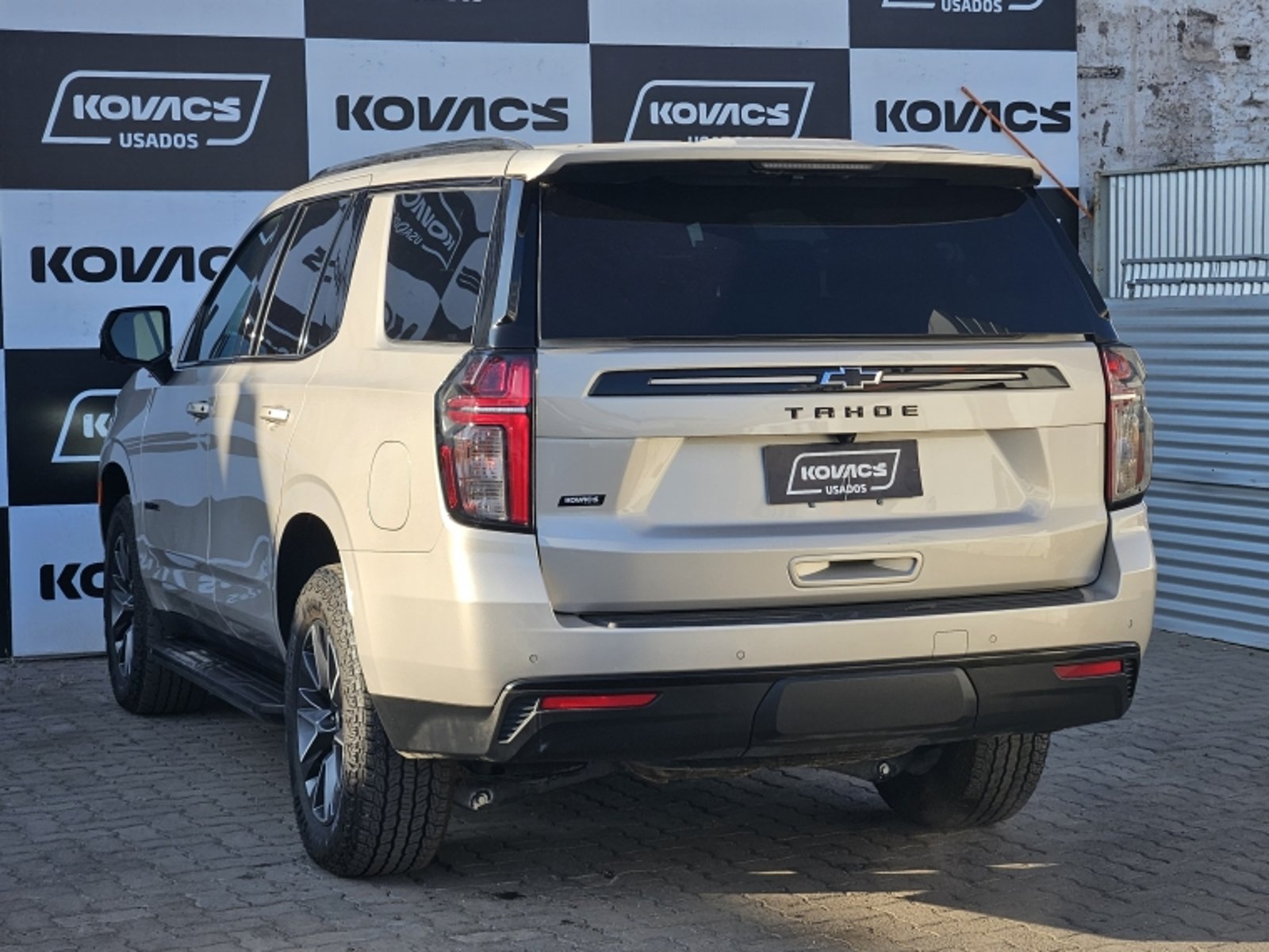 CHEVROLET TAHOE 5.3 Z71 AT 4X4 2024 - Imagen 6 de 20