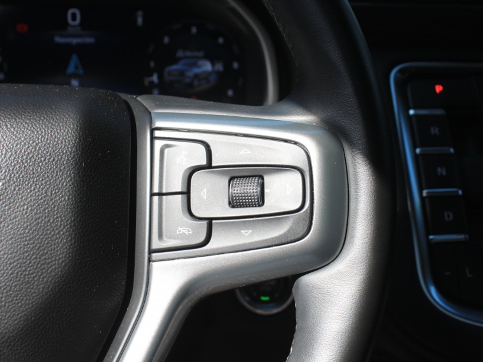CHEVROLET TAHOE 5.3  Z71  AT  4X4 2024 - Imagen 14 de 20