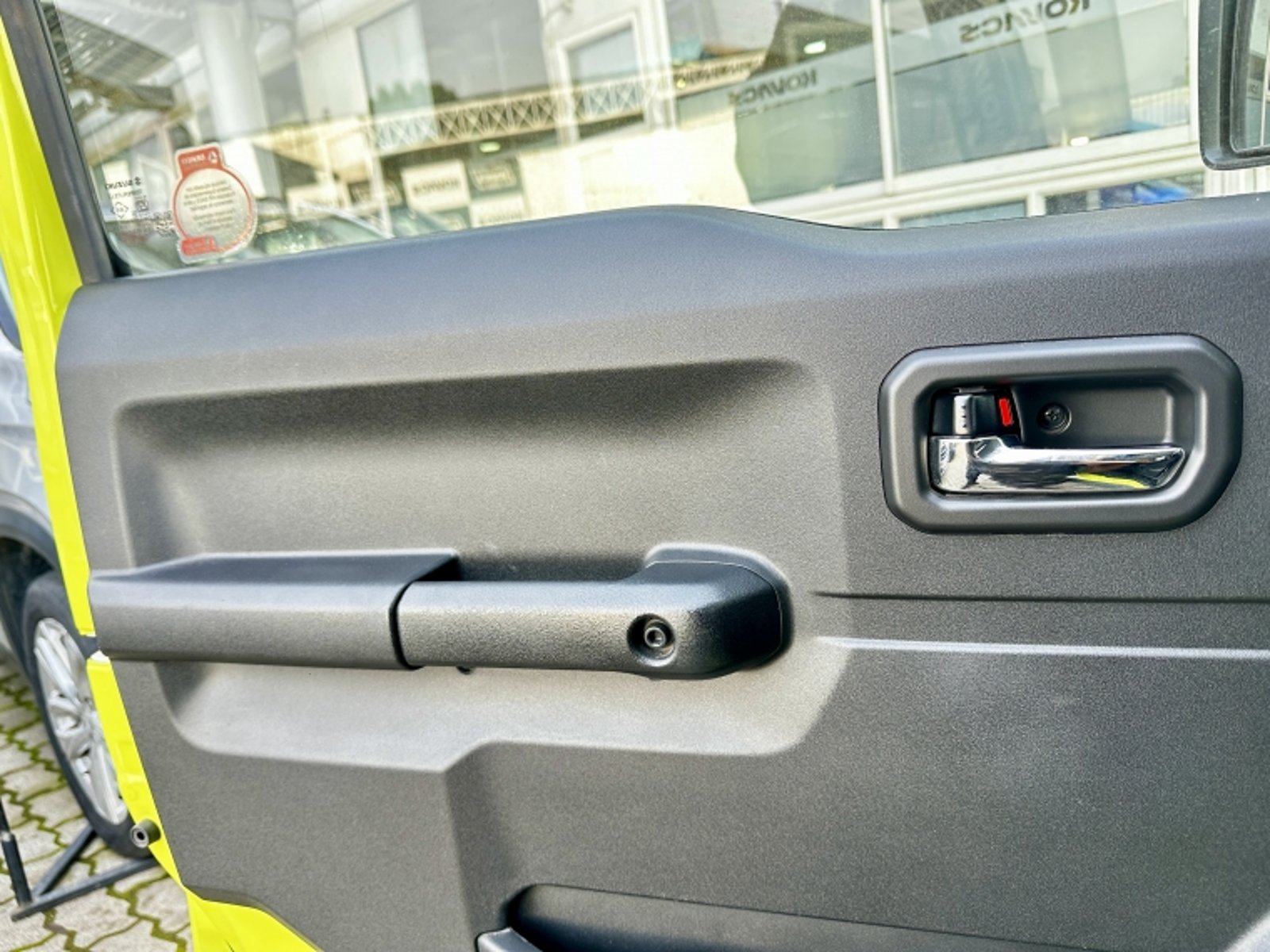 SUZUKI JIMNY 1.5 MT 2025 - Imagen 15 de 18