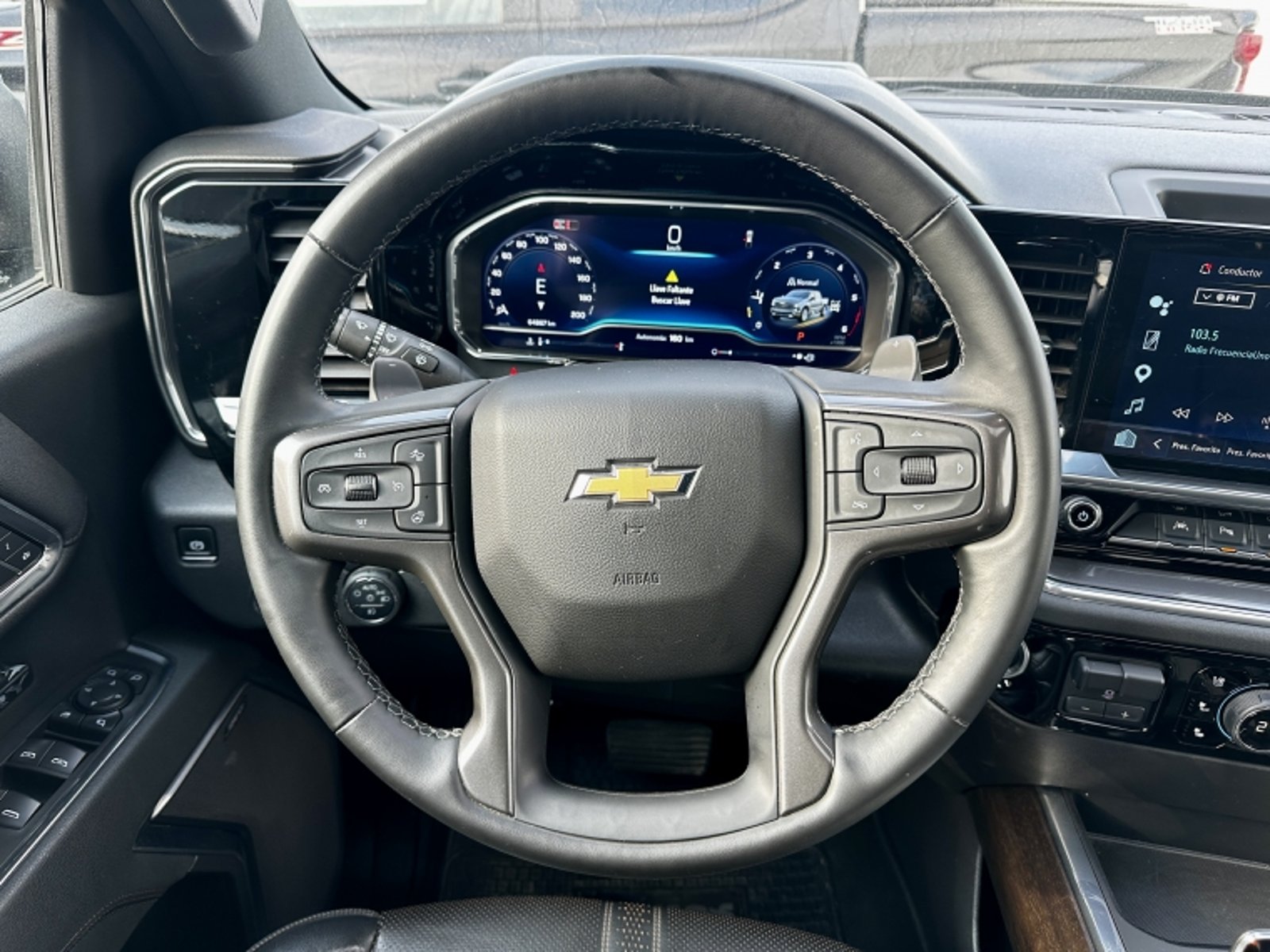 CHEVROLET SILVERADO 3.0 AUT 2025 - Imagen 11 de 20