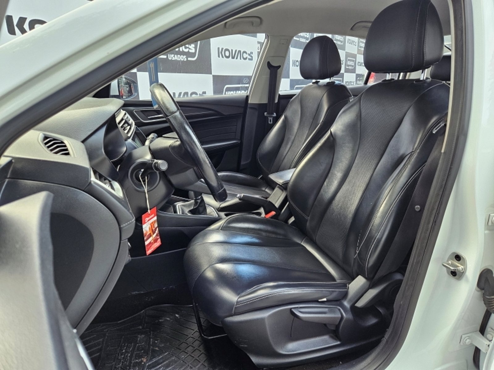 MG 5 1.5  COM  MT 2021 - Imagen 14 de 19