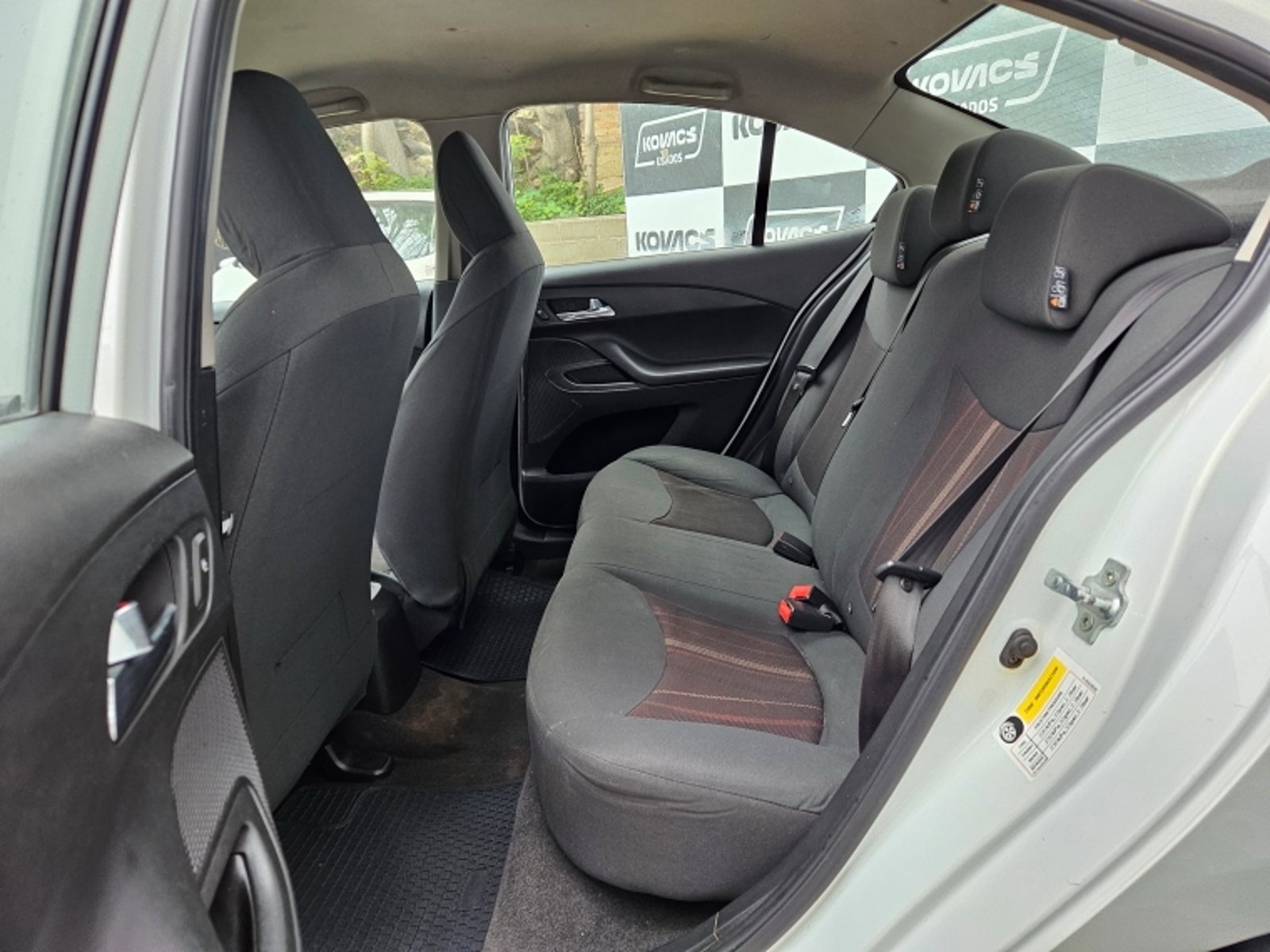 Chevrolet SAIL 1.5 NB MT 2020 - Foto 5 de 16