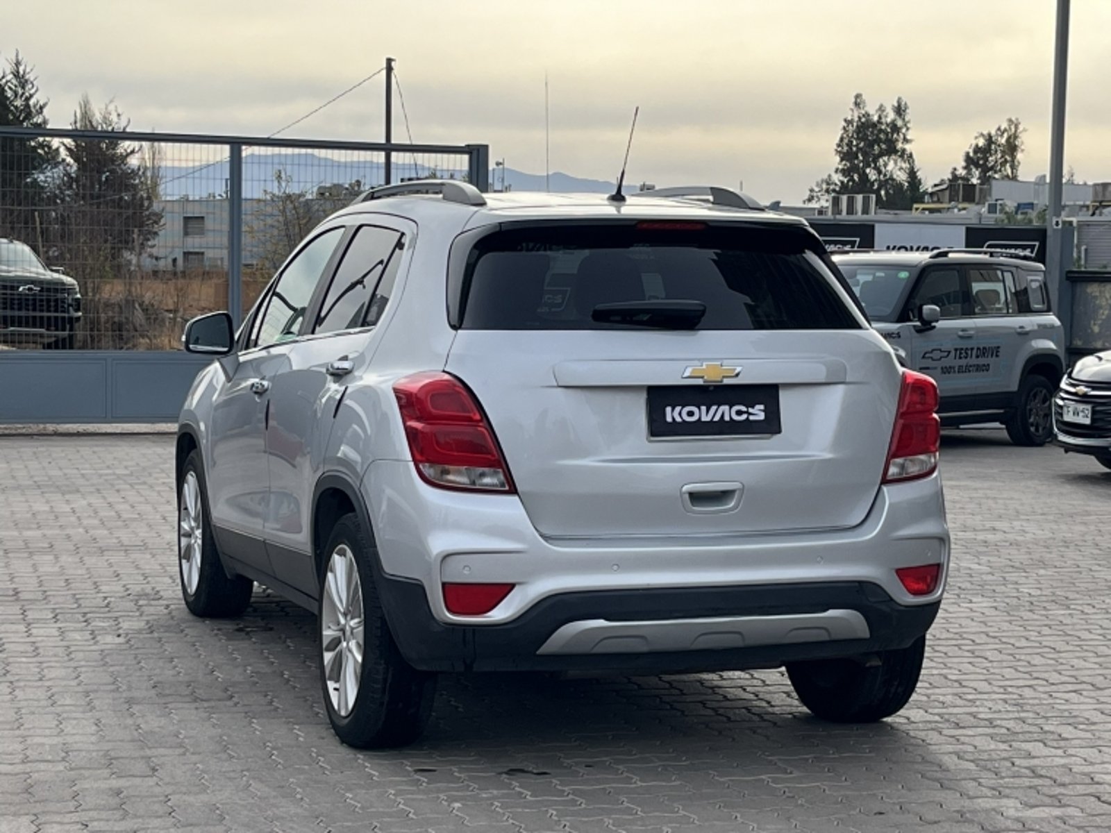 CHEVROLET TRACKER TRACKER LT 1.8 2018 - Imagen 3 de 20