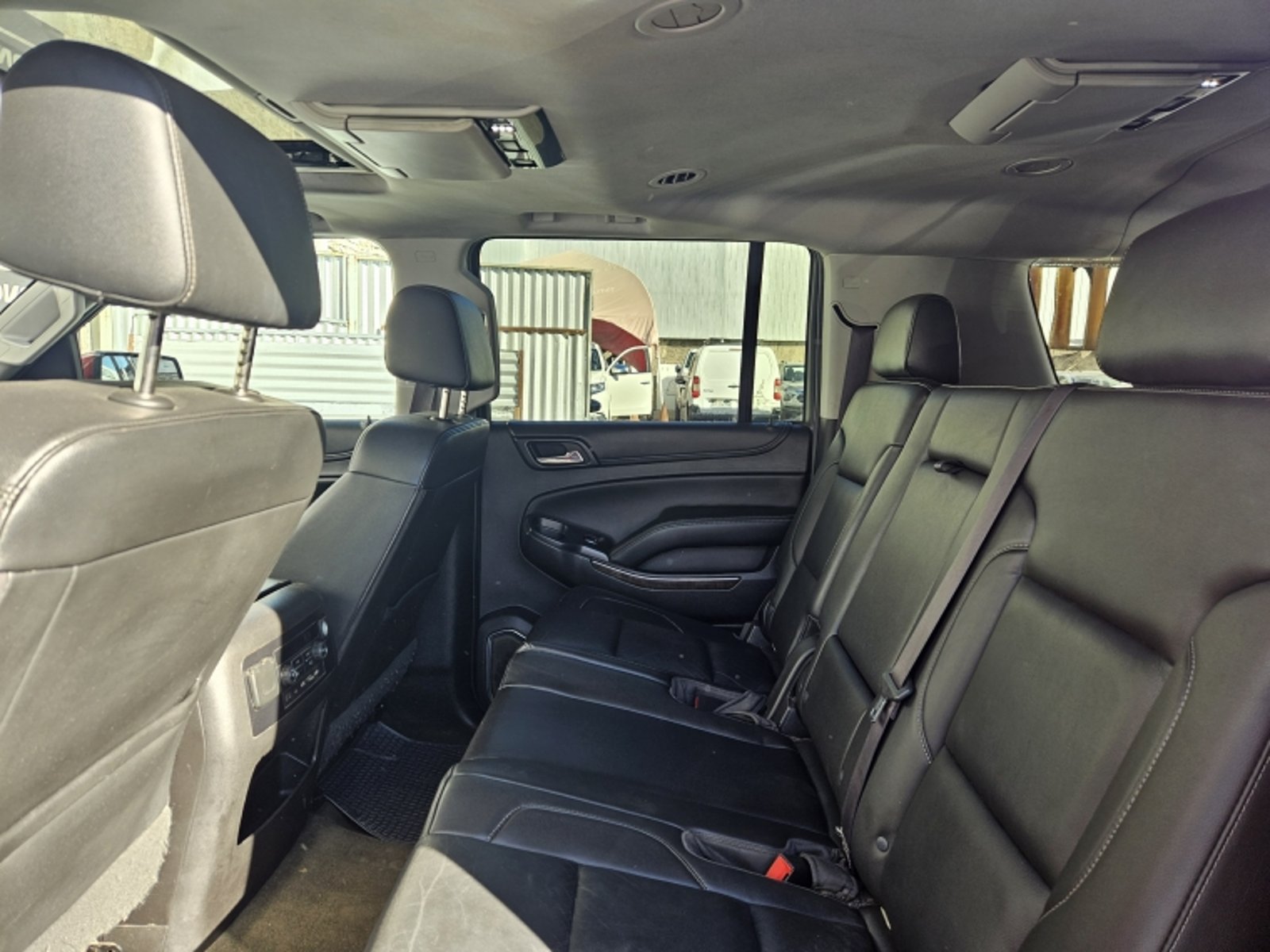 CHEVROLET SUBURBAN 5.3 LT AT 4X4 2018 - Imagen 8 de 20