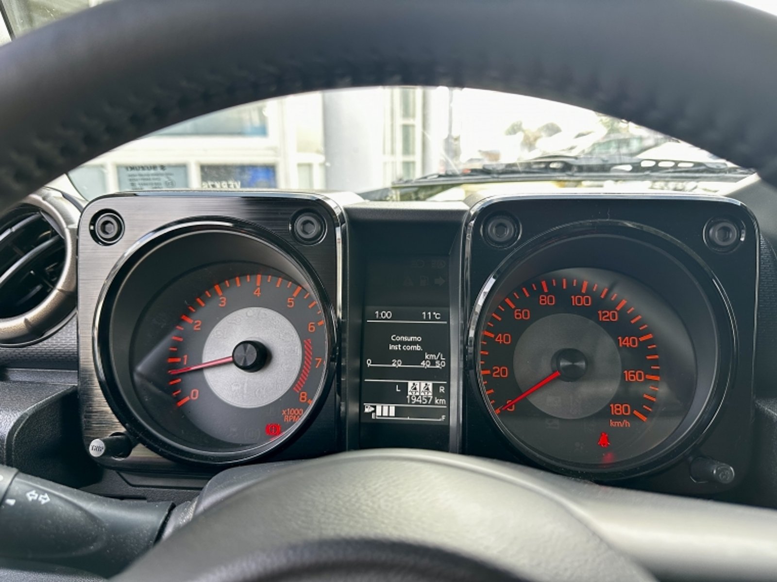 SUZUKI JIMNY 1.5 MT 2025 - Imagen 11 de 18