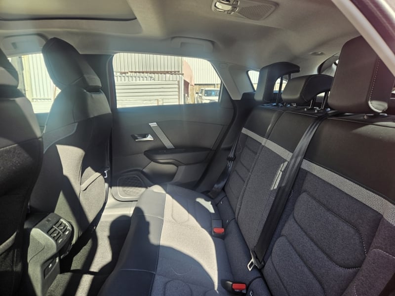 Citroën C-4 PURETECH 130 EAT8 FEEL PACK 2023 - Imagen 8 de 20