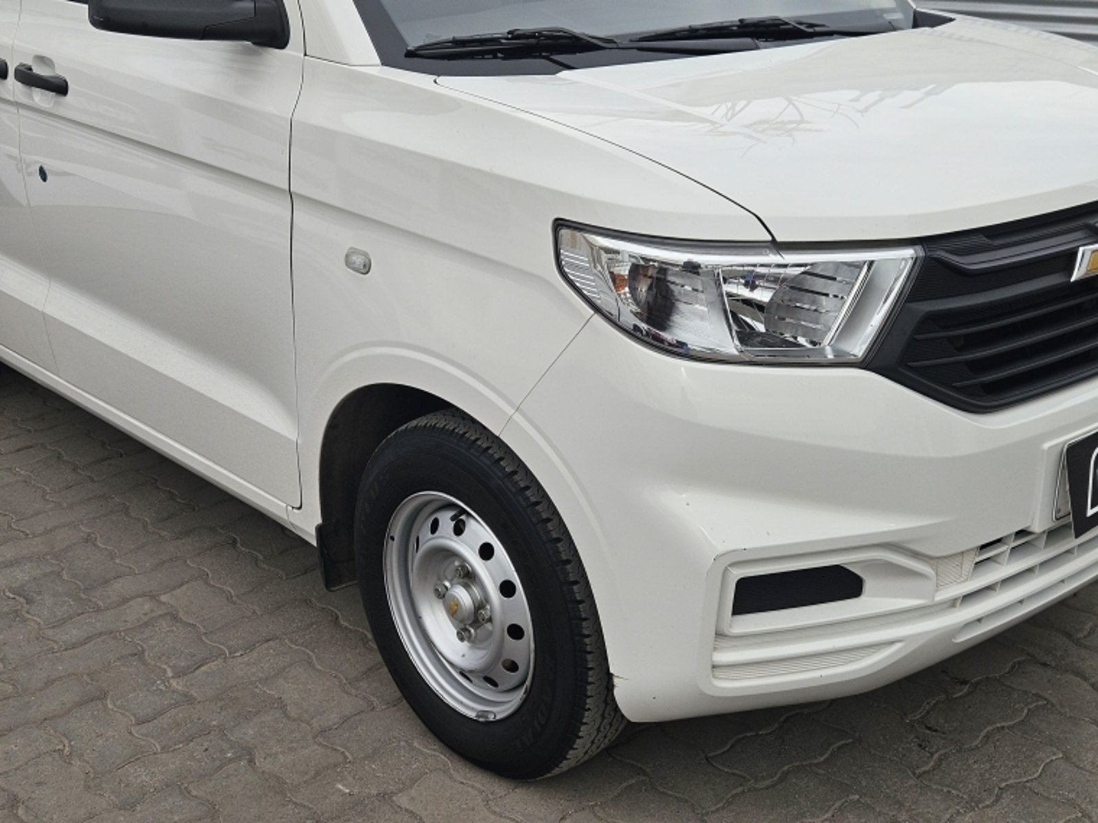 CHEVROLET N400 MAX MT AC 2024 - Imagen 7 de 16