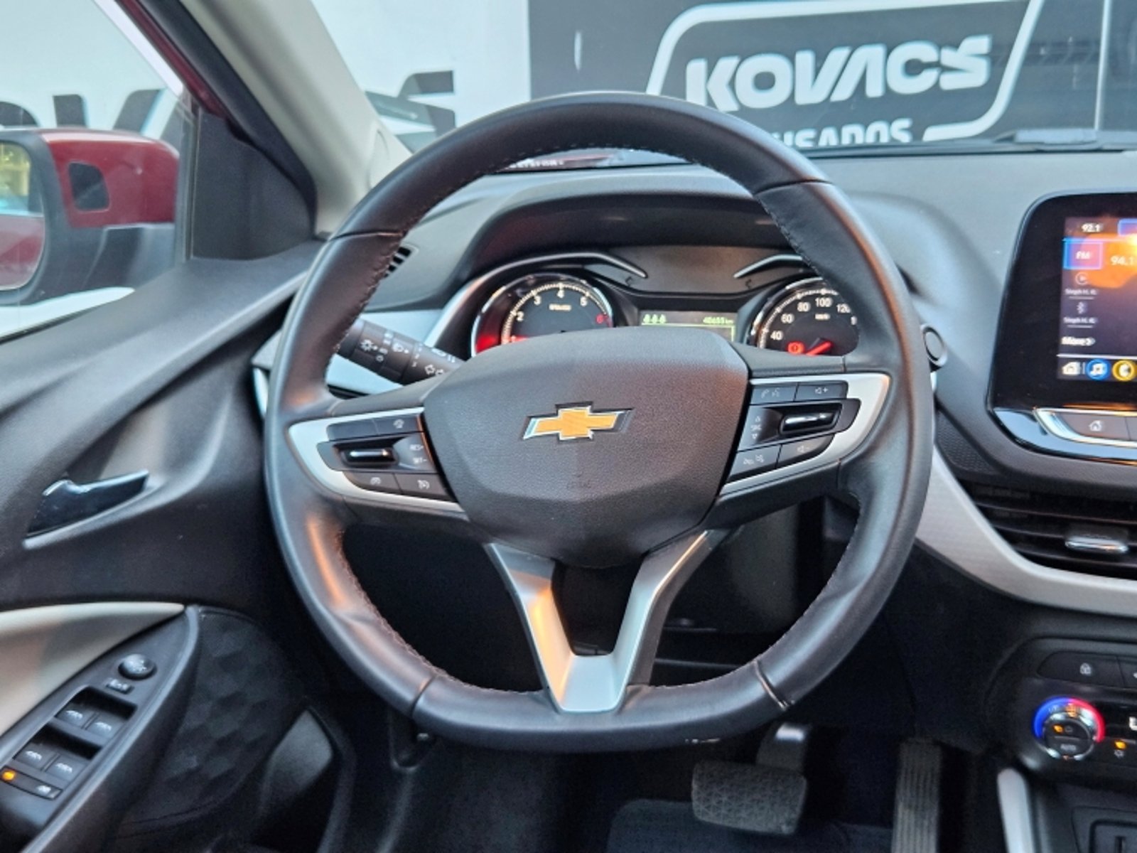 Chevrolet ONIX 1.0T PREMIER AT 2024 - Imagen 11 de 19