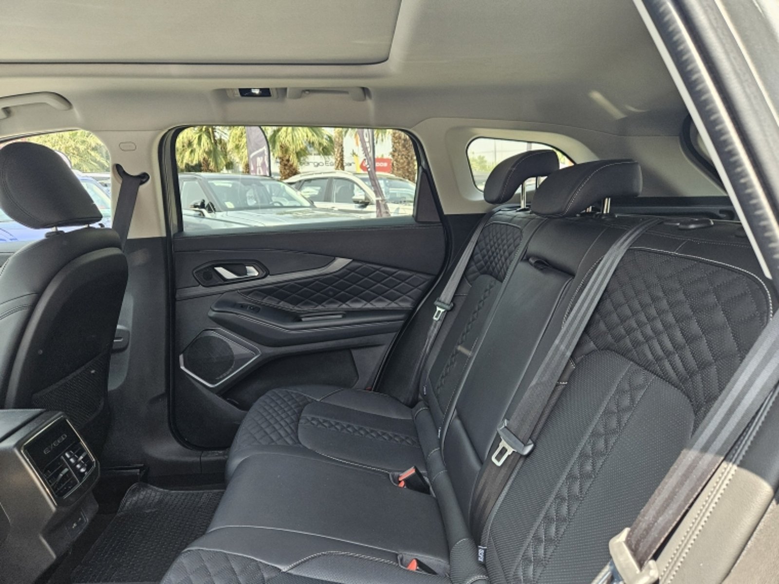 EXEED TXL DCT UNLIMITED 2.0 AUT 2024 - Imagen 8 de 20