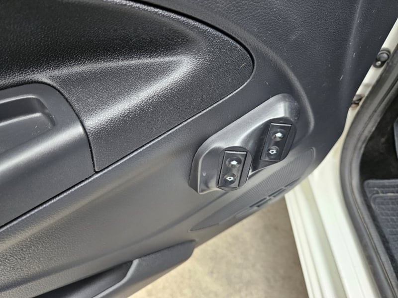 Volkswagen SAVEIRO 1.6 CABINA SIMPLE MT 2022 - Imagen 6 de 14