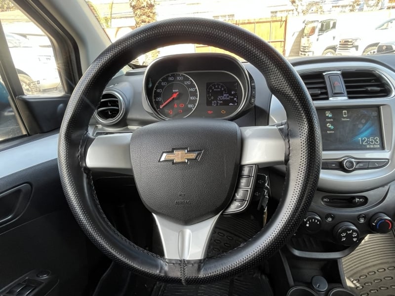 Chevrolet SPARK 1.2 LT AC MT 2021 - Imagen 18 de 20