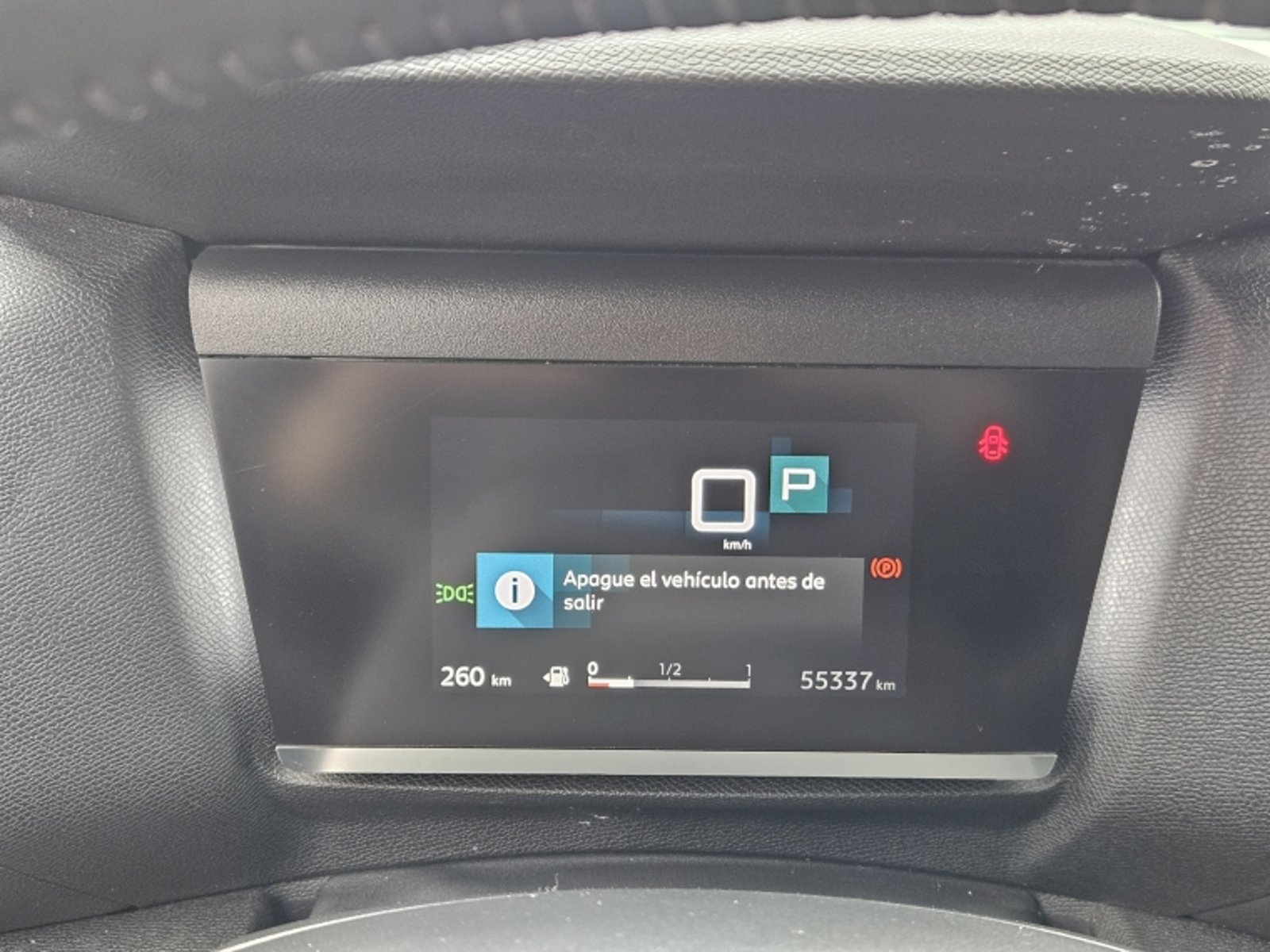 Citroën C-4 1.5 BLUEHDI 130 S&S EAT8 FEEL PACK AT DIESEL 2024 - Imagen 17 de 20