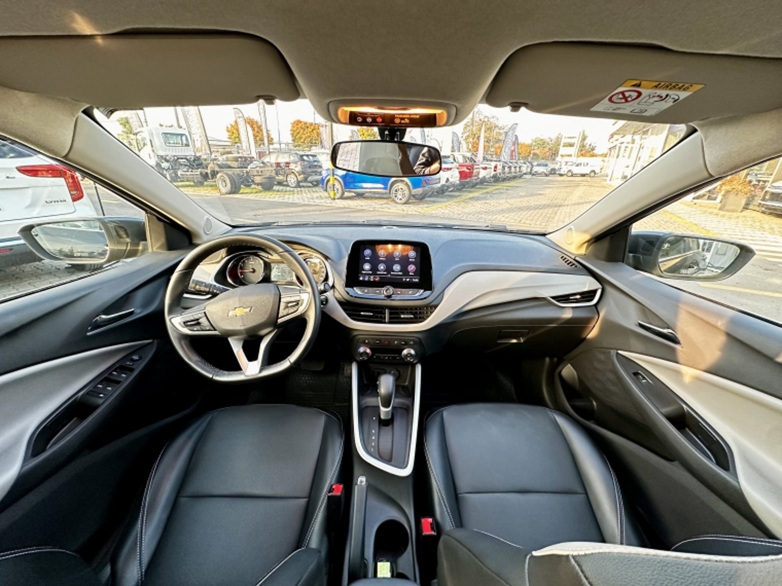 CHEVROLET ONIX ONIX NB PREMIER 1.0T AUT 2024 - Imagen 18 de 20