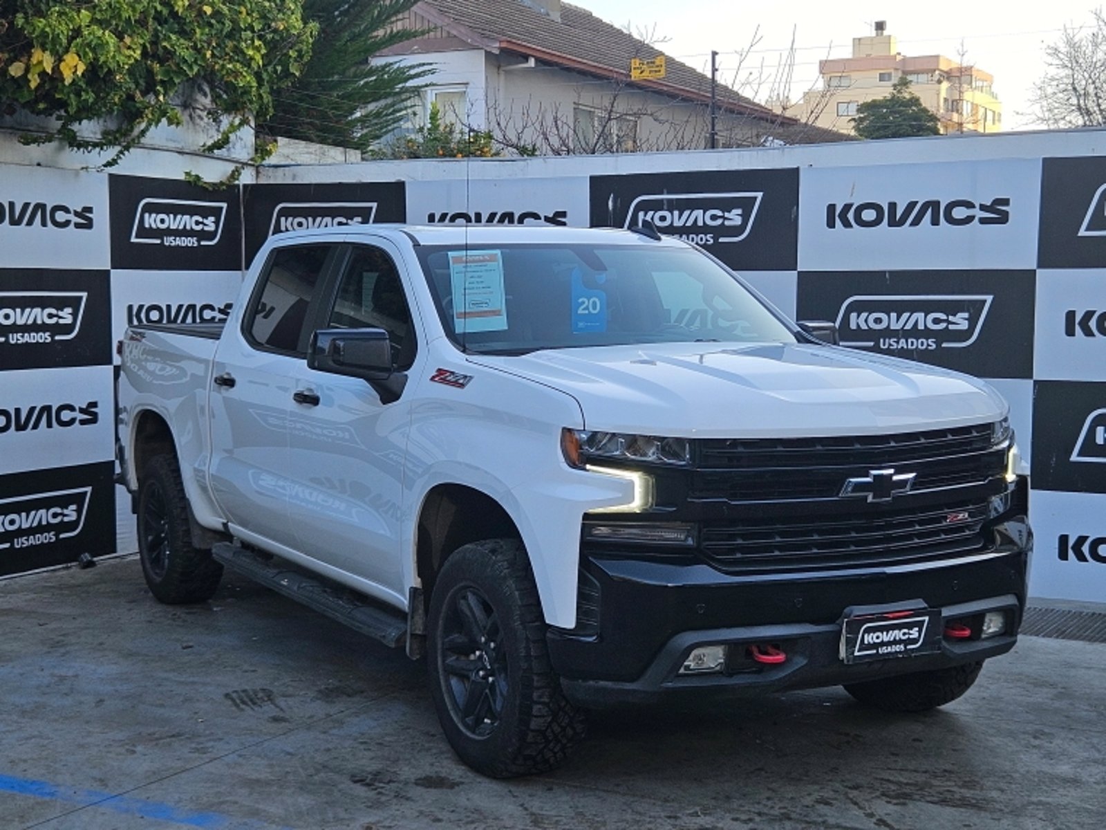 CHEVROLET SILVERADO 5.3 CC LT TB AT  4X4 2022 - Foto 4 de 18
