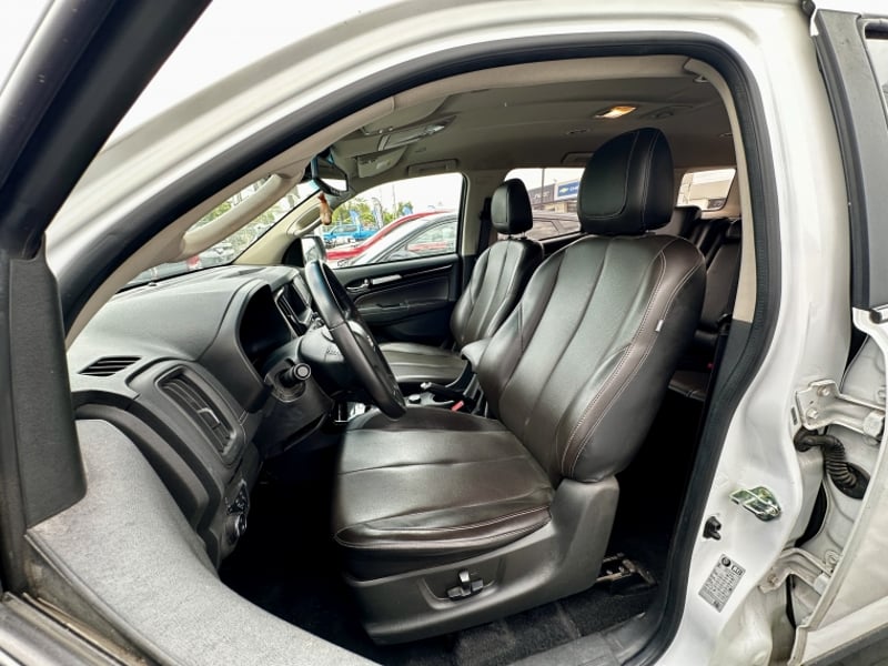 Chevrolet TRAILBLAZER PREMIER 4X4 2.8 AUT 2022 - Imagen 9 de 18