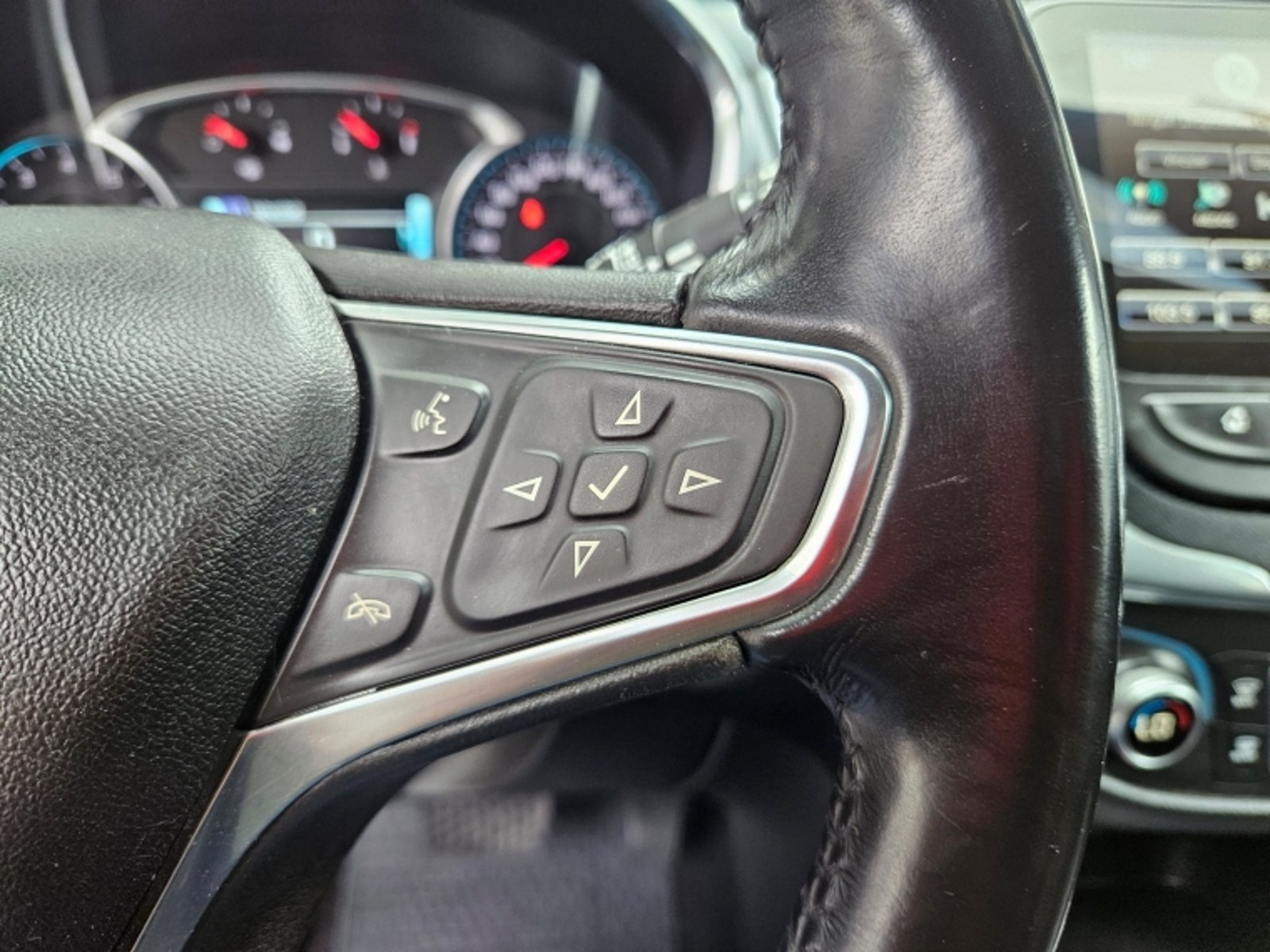 Chevrolet EQUINOX 1.5T  LT  AT 2019 - Imagen 14 de 19