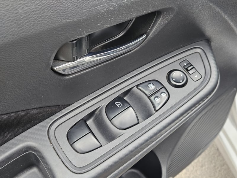 Nissan VERSA ADVANCE AT 1.6 2023 - Imagen 18 de 18