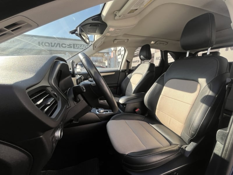 Ford ESCAPE 2.5 TITANIUM HEV AT 4X4 HIBRIDO 2023 - Imagen 14 de 20