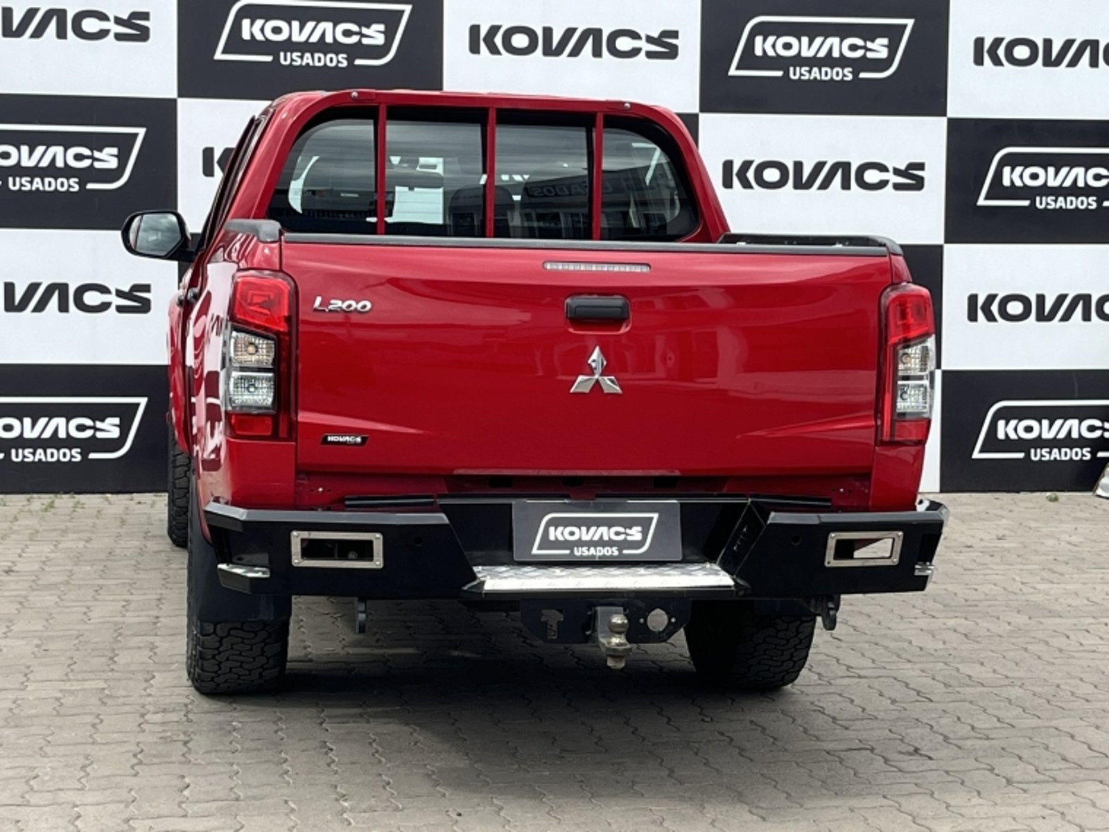 Mitsubishi L200 2.4 TD WORK CR WF MT 4X2 DIESEL 2022 - Foto 3 de 20