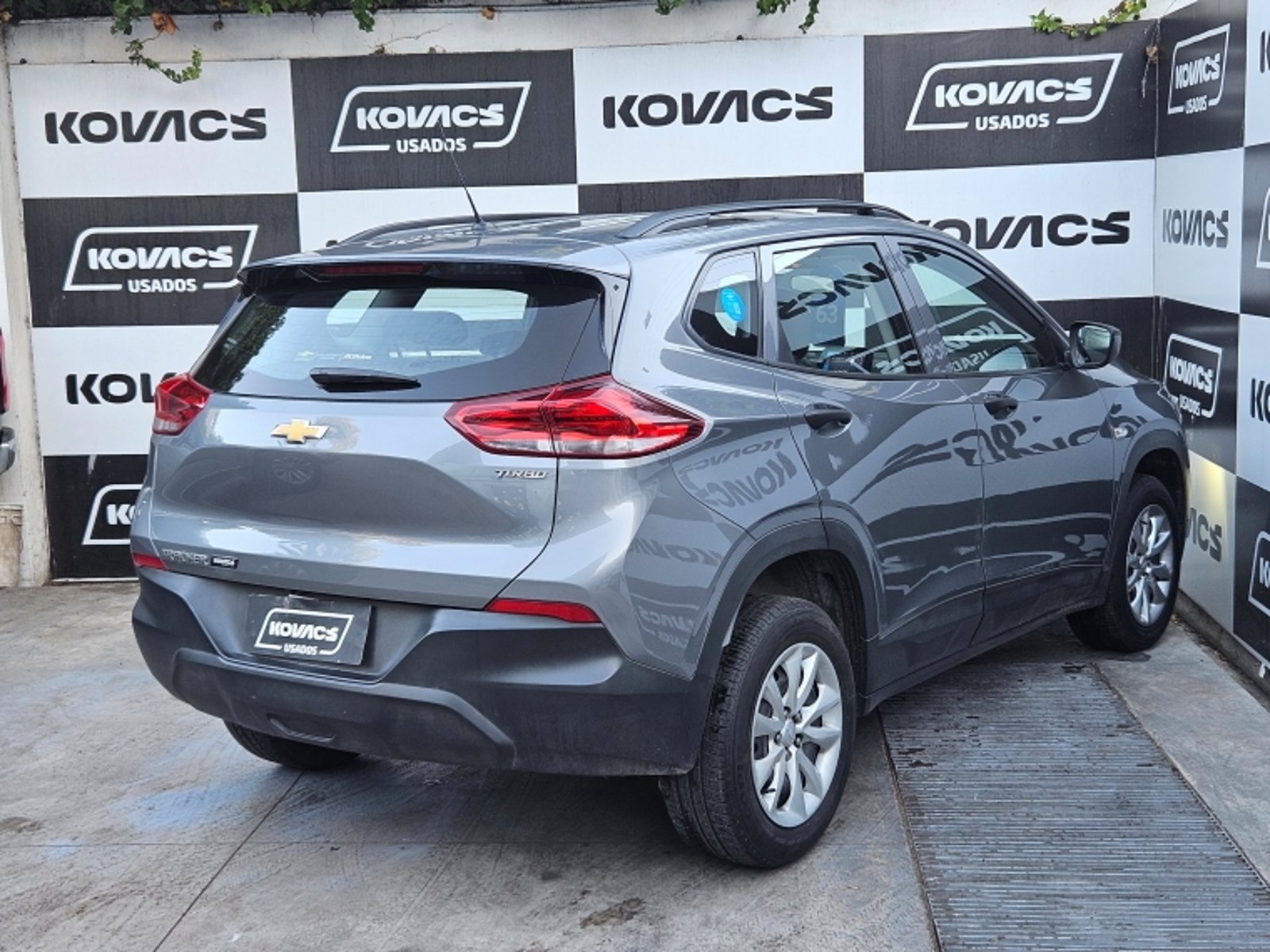 CHEVROLET TRACKER 1.2 LS P2 MT 2022 - Foto 5 de 19
