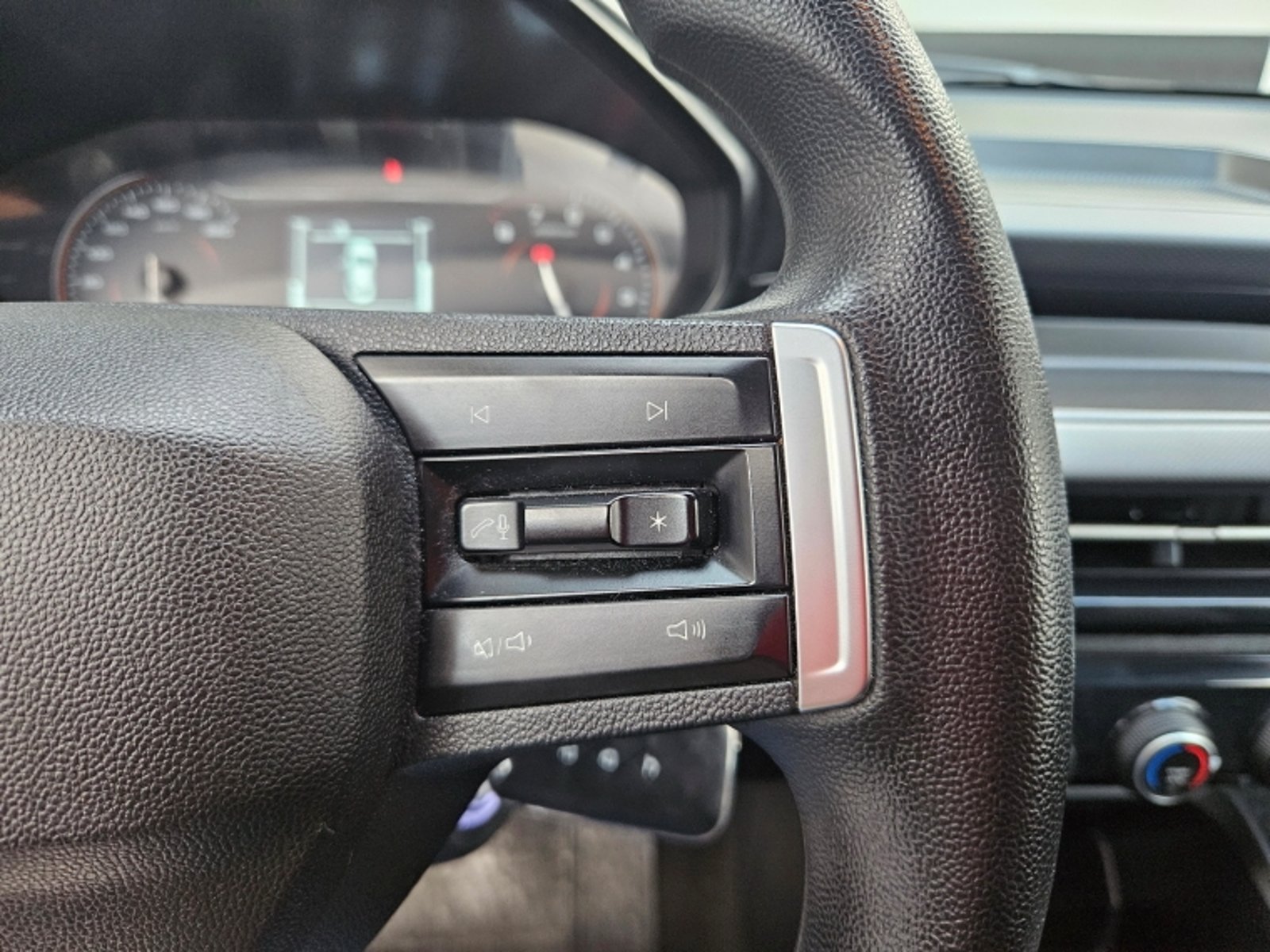 Chevrolet SAIL 1.5  LT  MT 2025 - Imagen 17 de 17