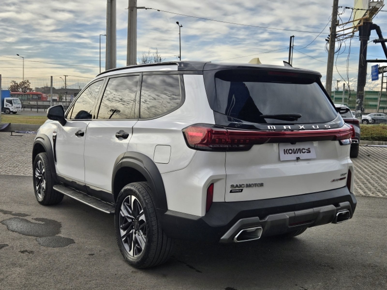 MAXUS D90 FLAGSHIP AT 4X4 2.0 T 2024 - Imagen 6 de 20