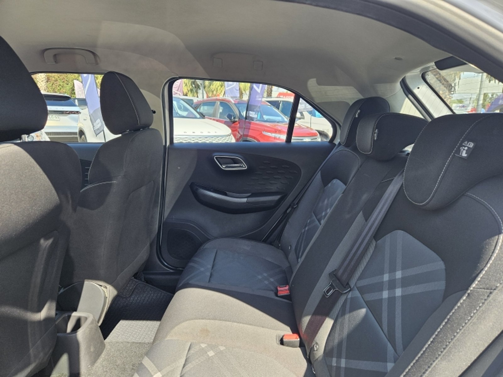 MG 3 1.5  COM  AT 2023 - Imagen 8 de 16