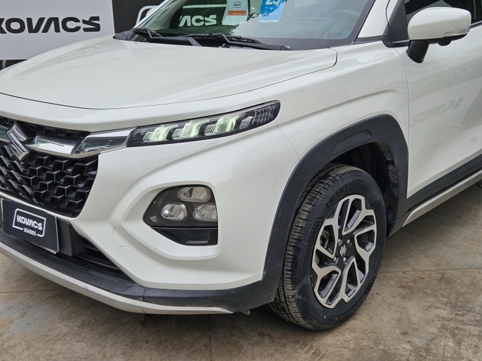 Suzuki FRONX 1.5  GLX MT HIBRIDO 2024 - Foto 2 de 19
