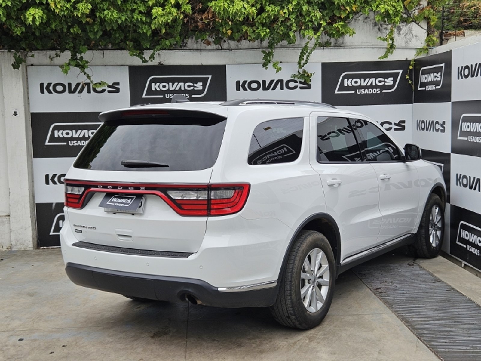 Dodge DURANGO 3.6  SXT  AT 2023 - Foto 5 de 20
