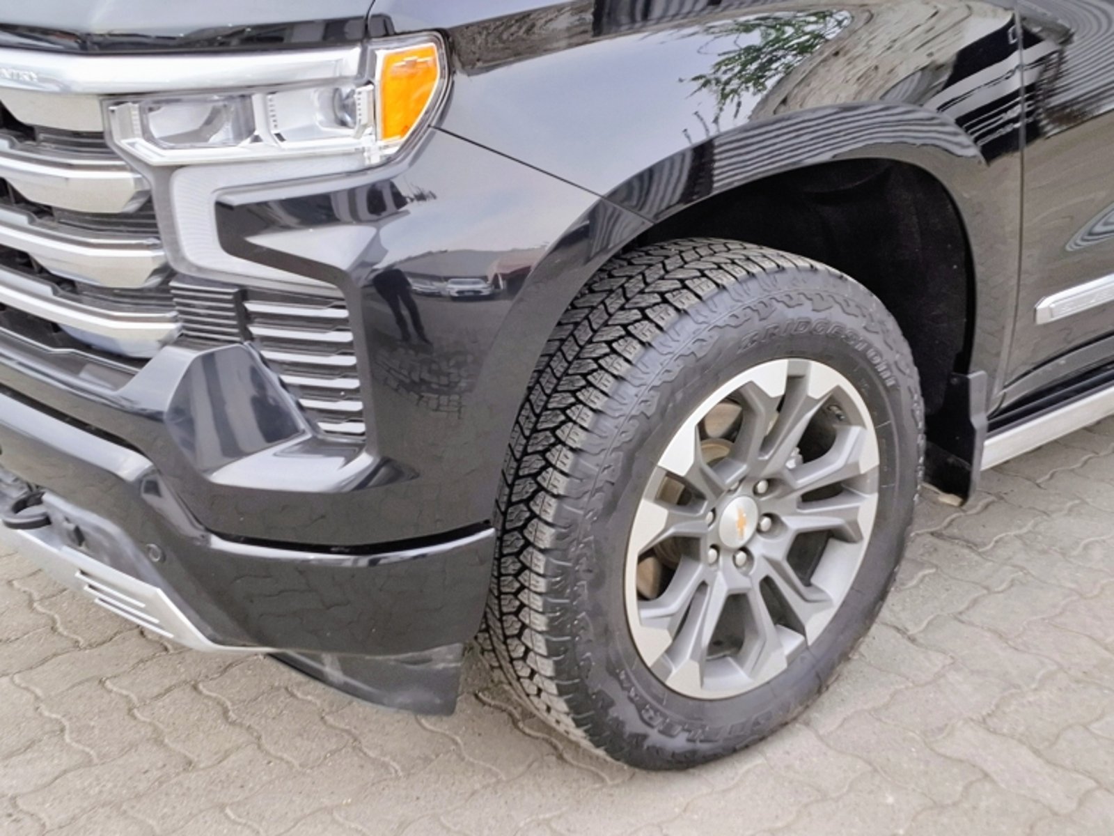CHEVROLET SILVERADO HIGH COUNTRY 2025 - Imagen 6 de 20