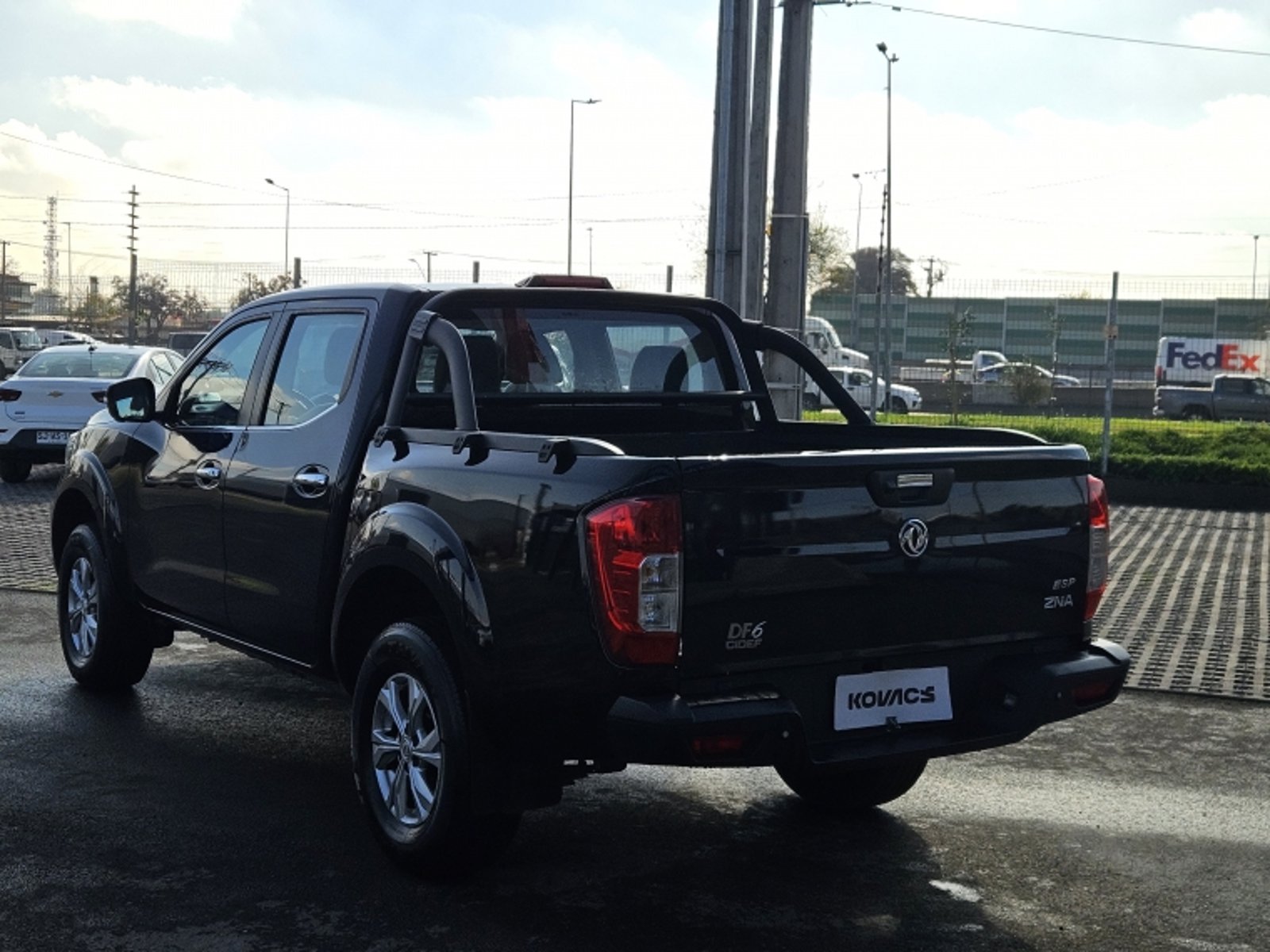 Dongfeng AX5 DF6 2.5 MT DIESEL 2023 - Imagen 6 de 20