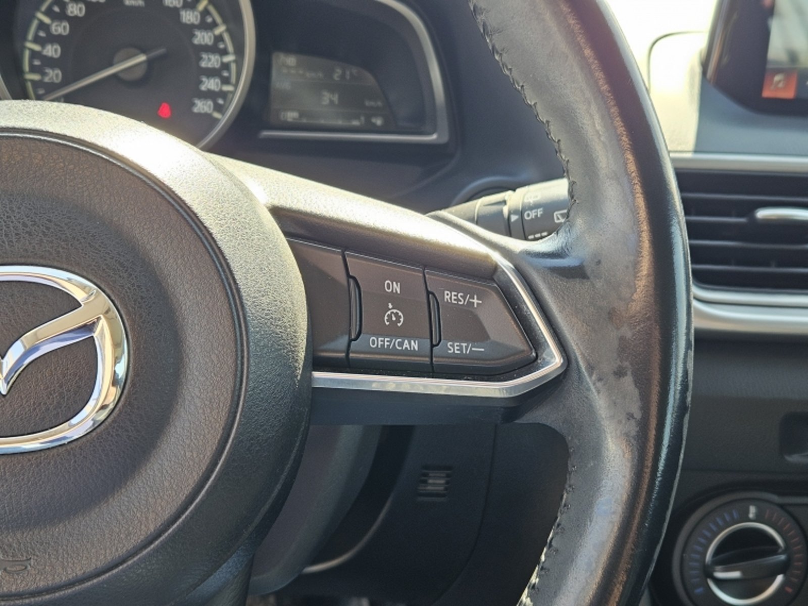 MAZDA 3 SPORT V SR AT 2.0 2019 - Imagen 20 de 20