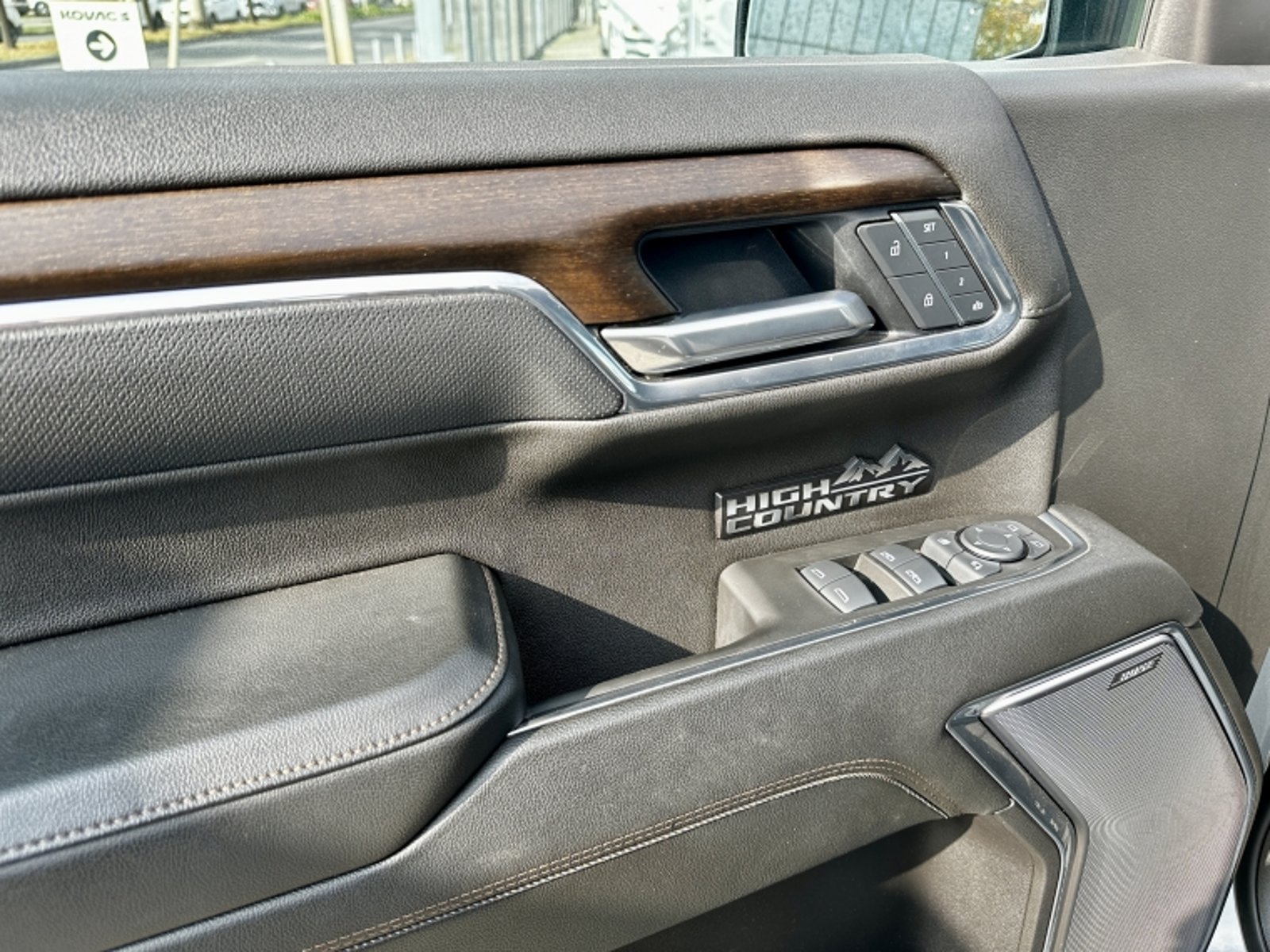 CHEVROLET SILVERADO 3.0 AUT 2025 - Imagen 15 de 20
