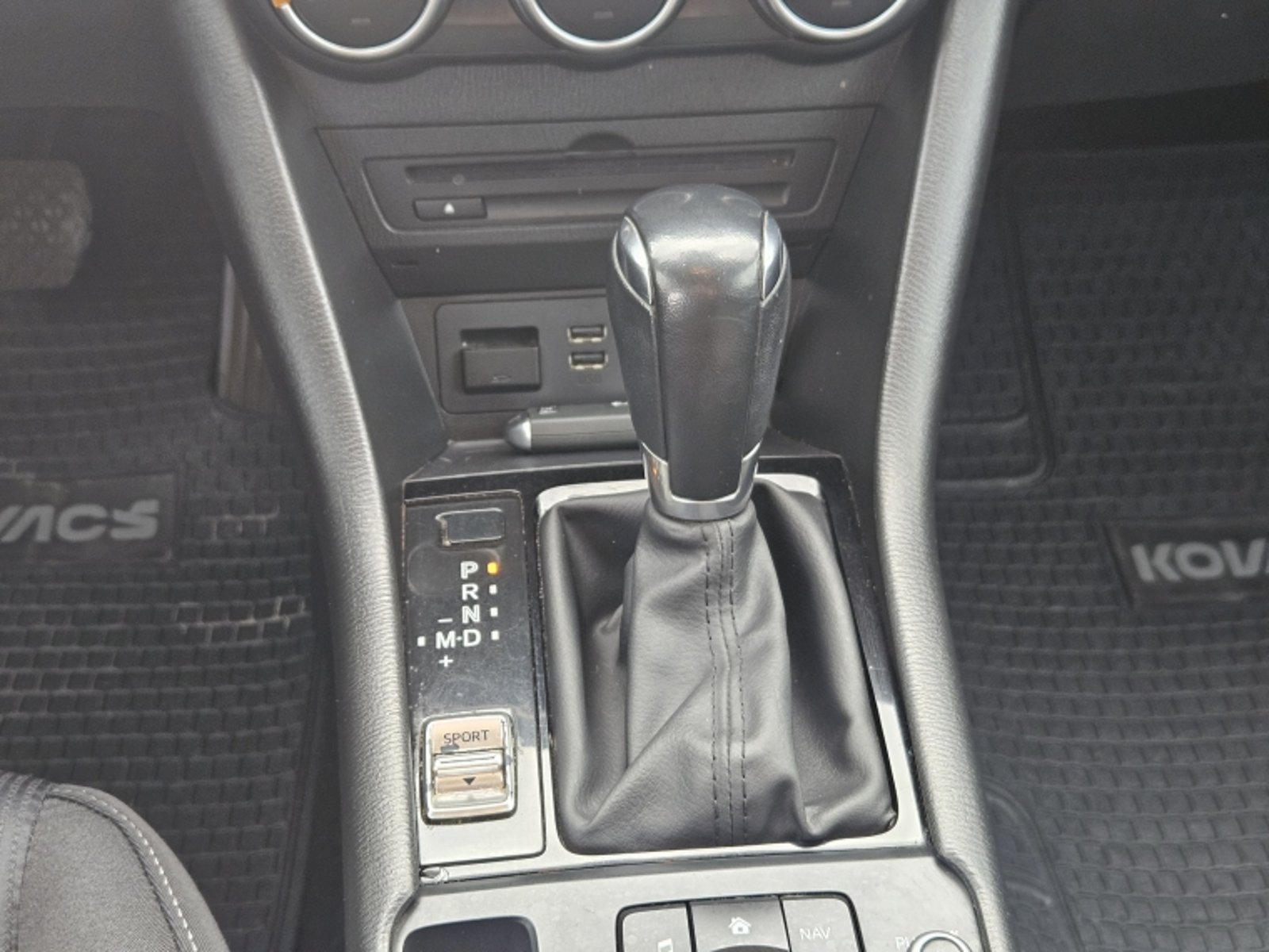MAZDA CX-3 2.0L R I-STOP AT 2019 - Imagen 13 de 20
