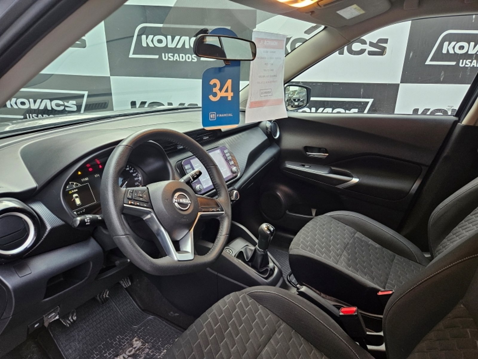 Nissan KICKS 1.6  ADVANCE  MT 2024 - Imagen 12 de 19