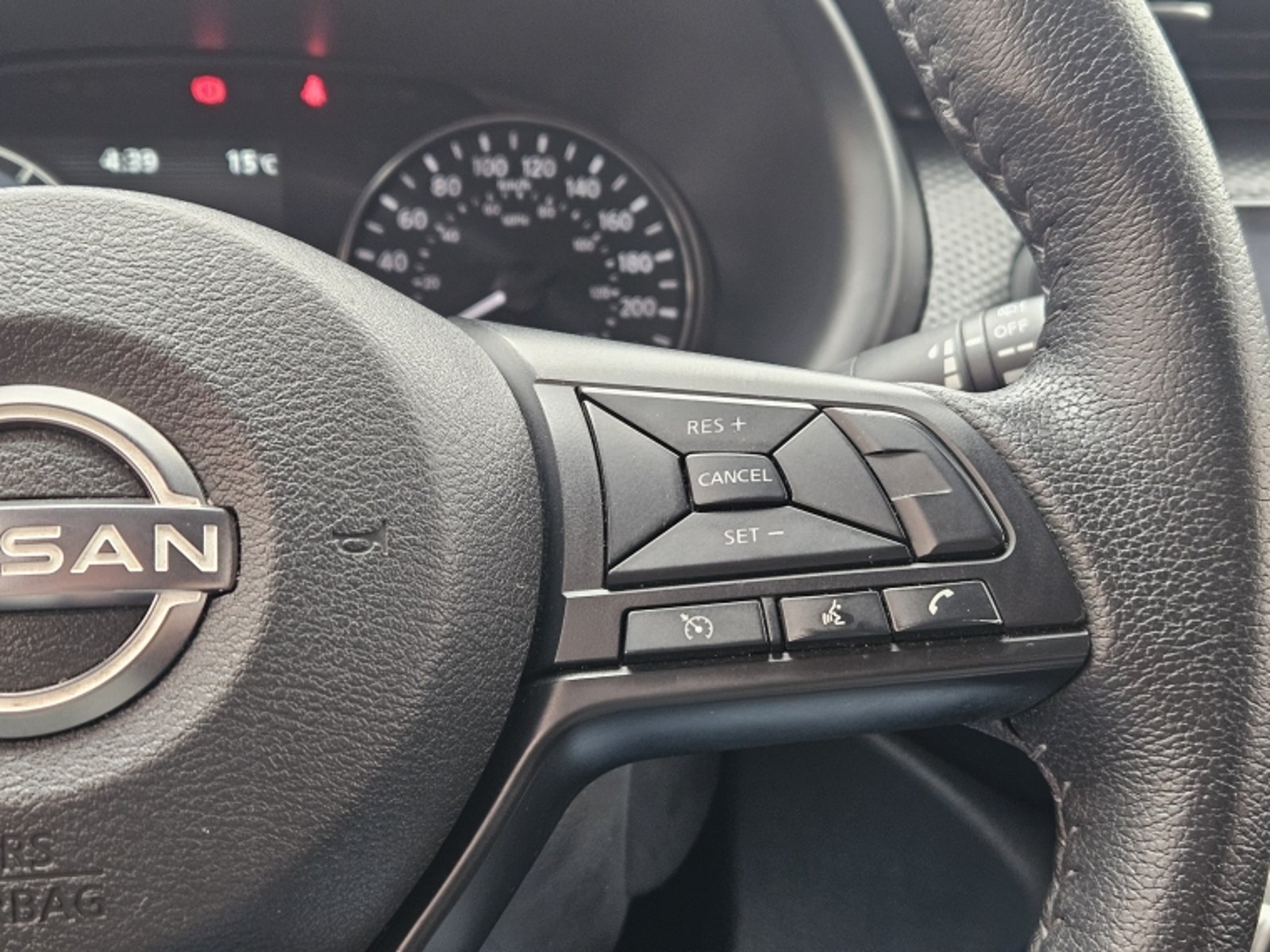 Nissan KICKS 1.6 ADVANCE AT 2024 - Imagen 18 de 20