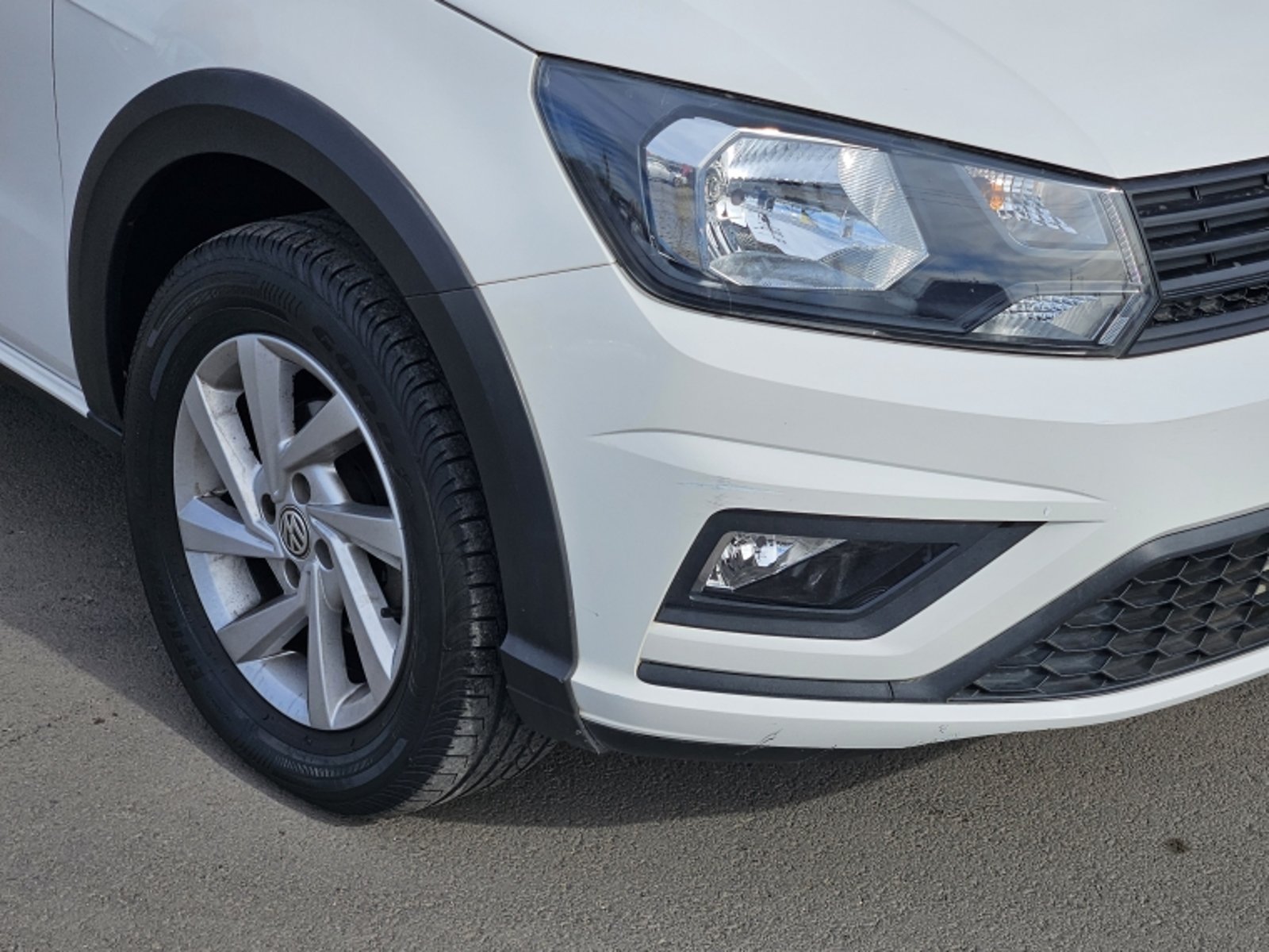 VOLKSWAGEN SAVEIRO COMFORTLINE DOB CAB 1.6 2022 - Imagen 7 de 20