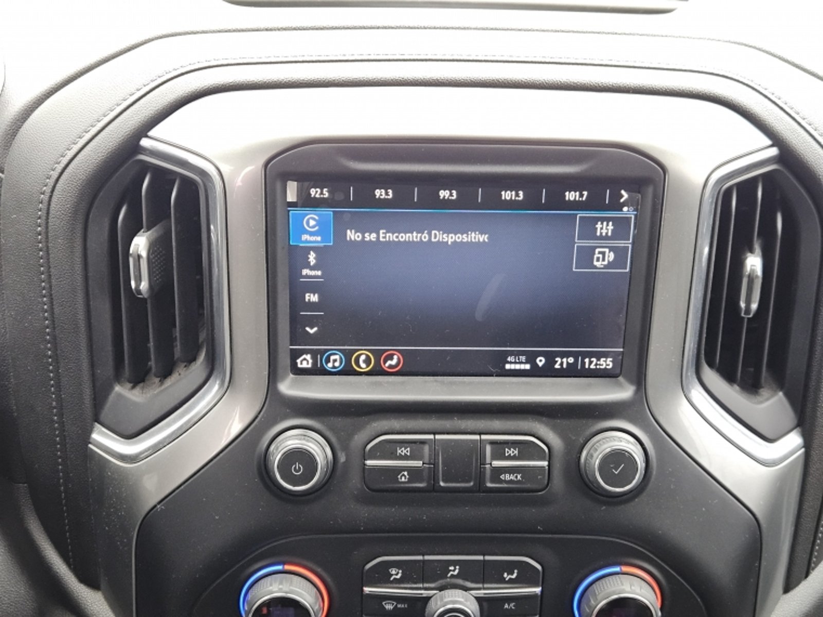 Chevrolet SILVERADO SILVERADO 5.3L LT TB AT 4WD 2022 - Imagen 11 de 19