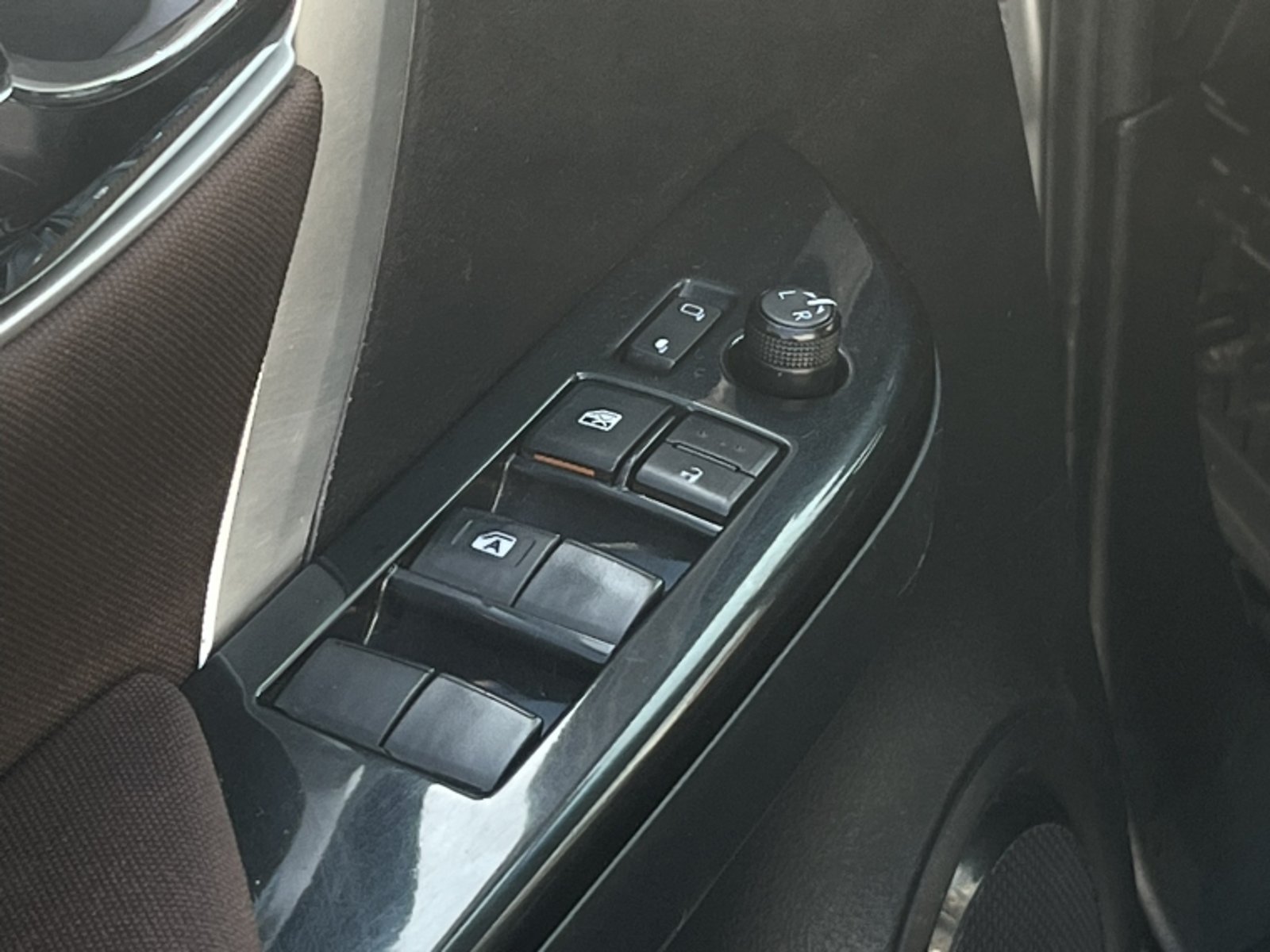 TOYOTA FORTUNER SR5 LFC0 AT 2018 - Imagen 13 de 20
