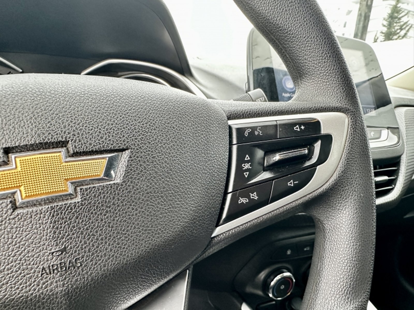 Chevrolet ONIX HB 1.0T LTZ MT 2025 - Imagen 12 de 18
