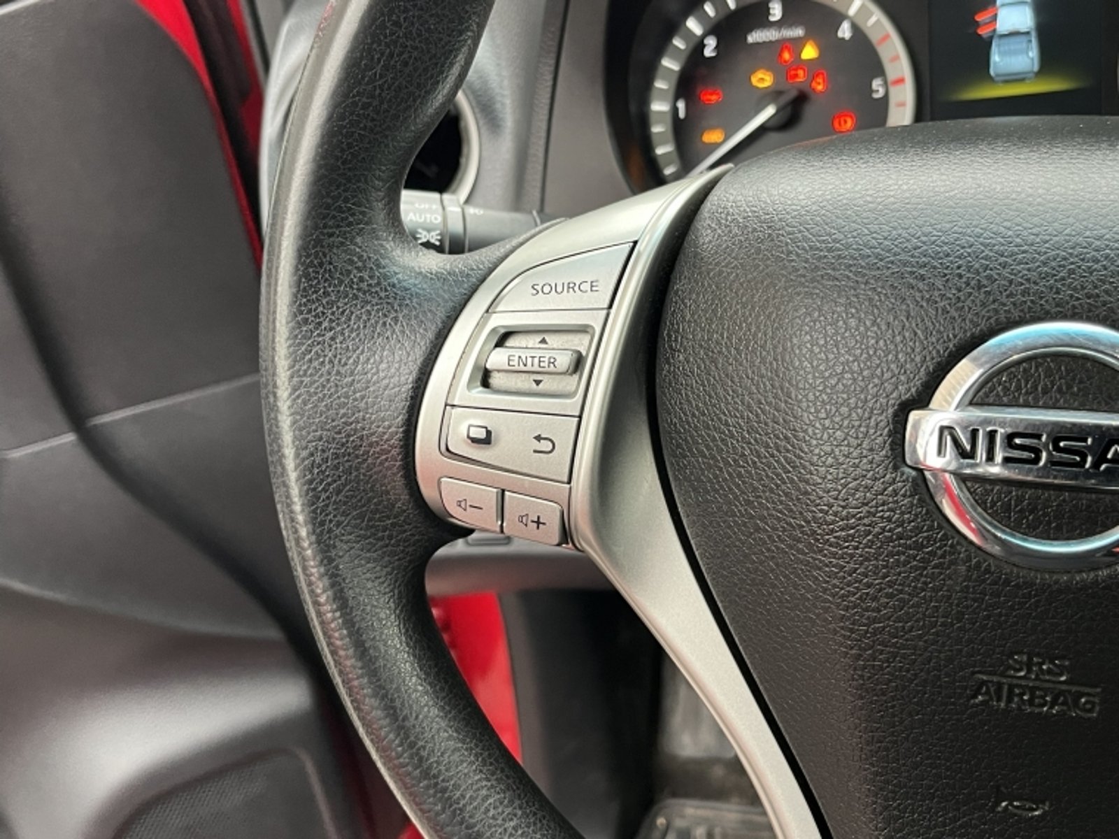 NISSAN NP300 2.3 D NAVARA DC XE MT 4X4 DIESEL 2021 - Imagen 18 de 20