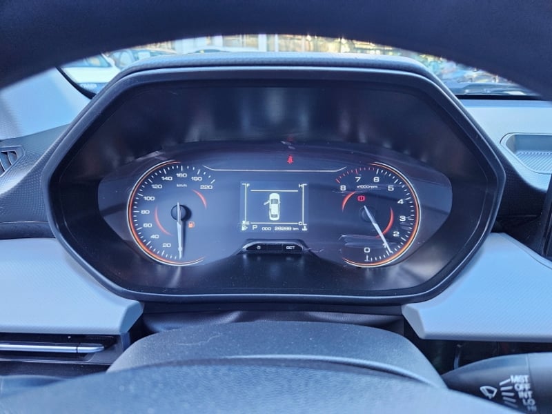 Chevrolet SAIL 1.5 NB  CVT 2024 - Imagen 13 de 18