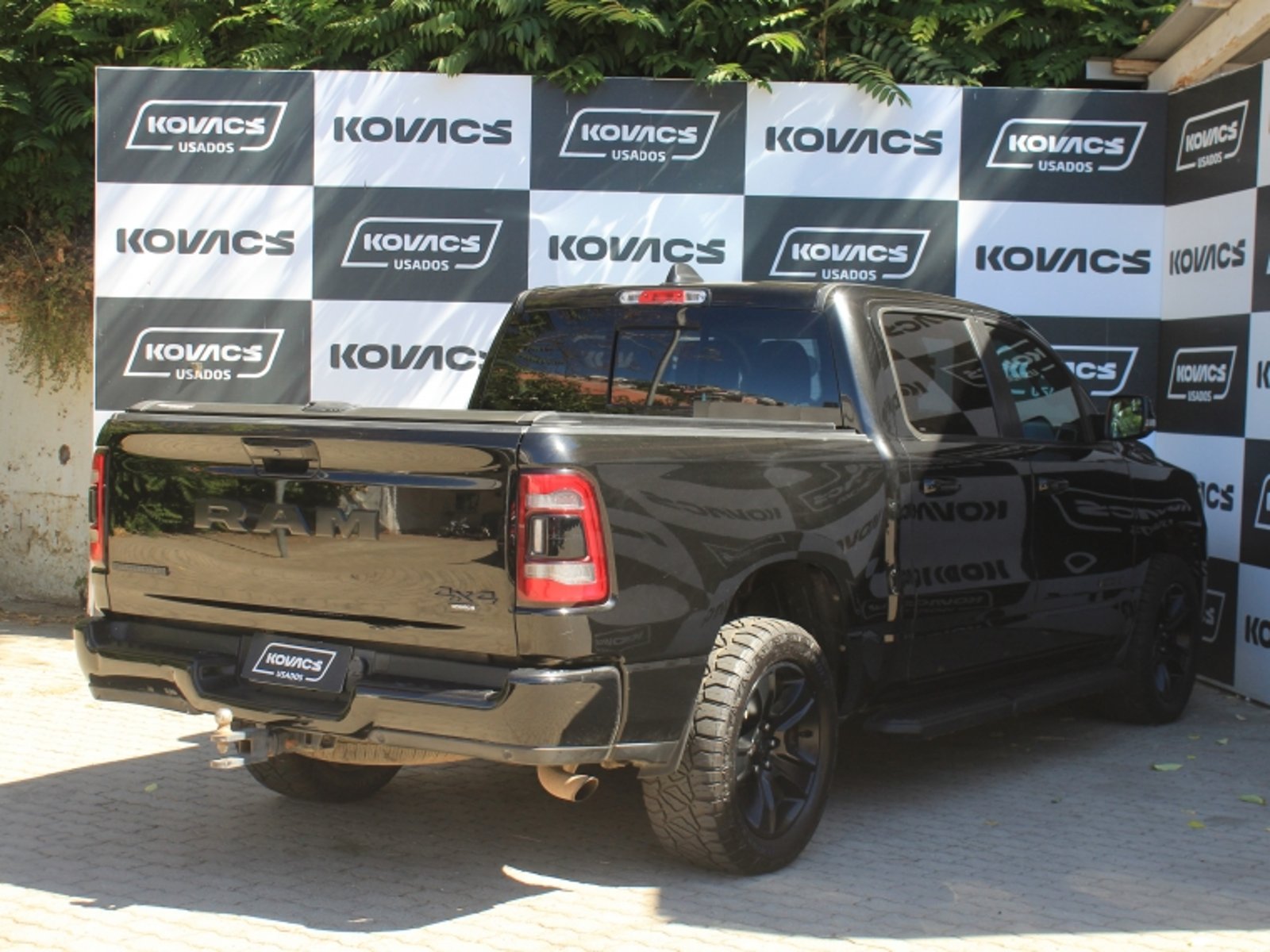 RAM 1500 BIG HORN CREW CAB 4X4 3.6 AUT 2023 - Foto 5 de 19